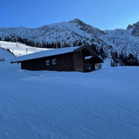 Sonniges Apartment In Seefeld Зеефелд в Тирол Екстериор снимка