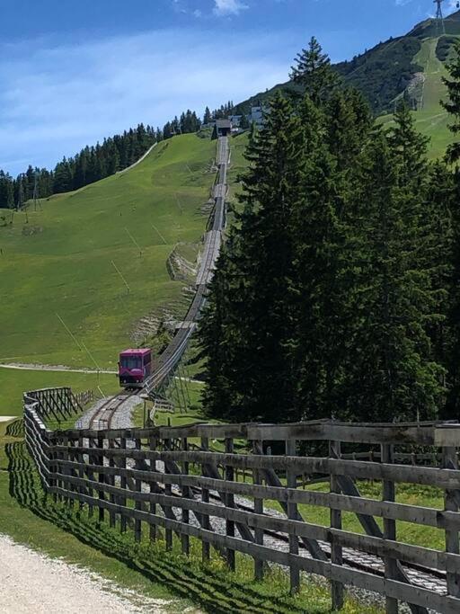 Sonniges Apartment In Seefeld Зеефелд в Тирол Екстериор снимка
