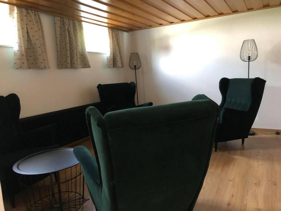 Sonniges Apartment In Seefeld Зеефелд в Тирол Екстериор снимка