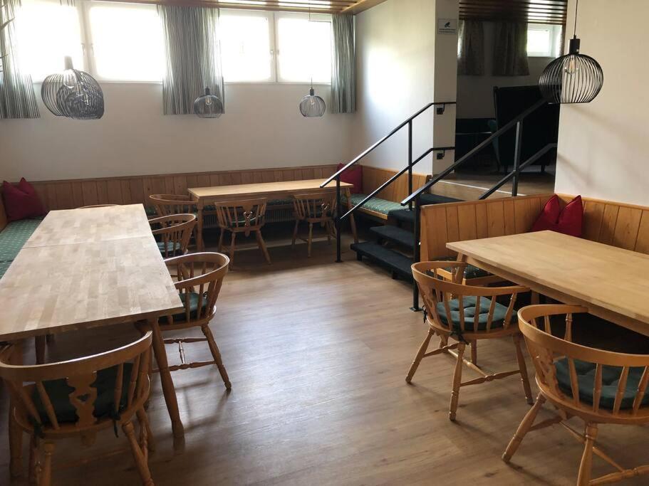 Sonniges Apartment In Seefeld Зеефелд в Тирол Екстериор снимка