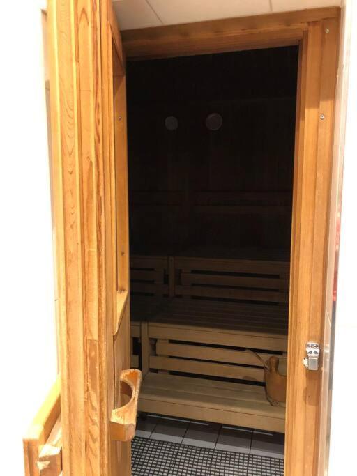Sonniges Apartment In Seefeld Зеефелд в Тирол Екстериор снимка