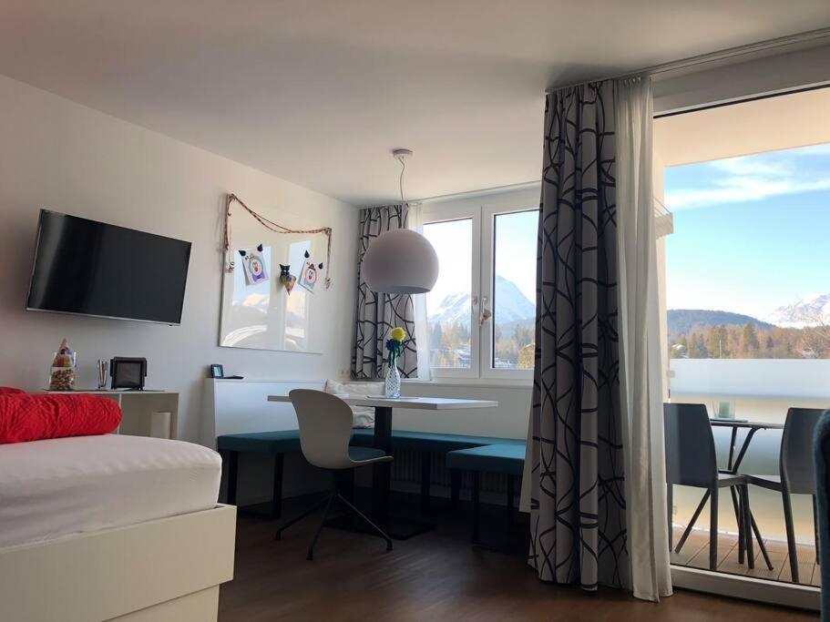 Sonniges Apartment In Seefeld Зеефелд в Тирол Екстериор снимка