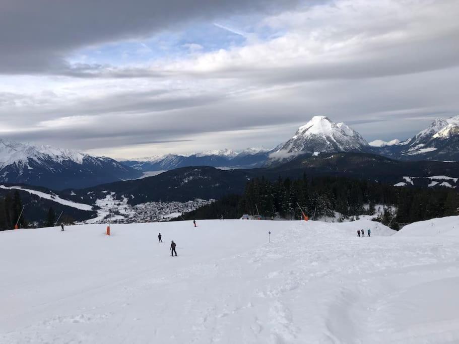 Sonniges Apartment In Seefeld Зеефелд в Тирол Екстериор снимка