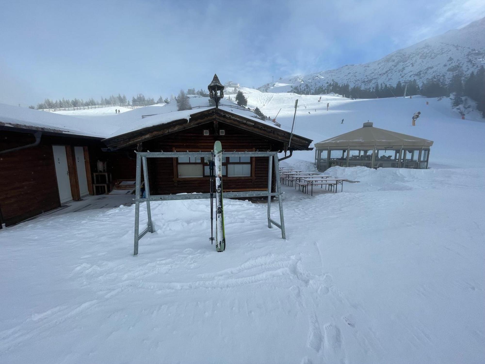 Sonniges Apartment In Seefeld Зеефелд в Тирол Екстериор снимка